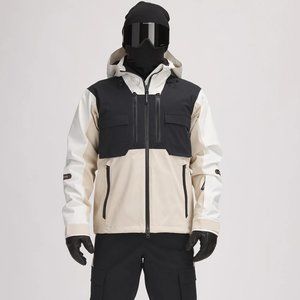 Whitespace 2L Cargo Insulated Jacket